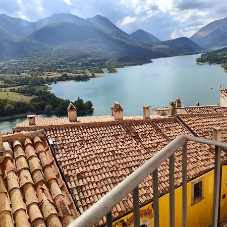 Lägenhet Borgoin Casa