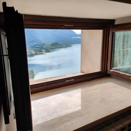 Borgoin Casa * Barrea