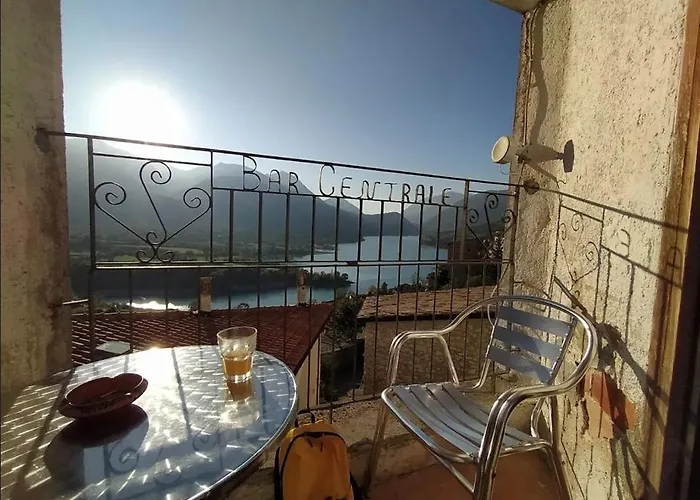 Borgoin Casa * Barrea